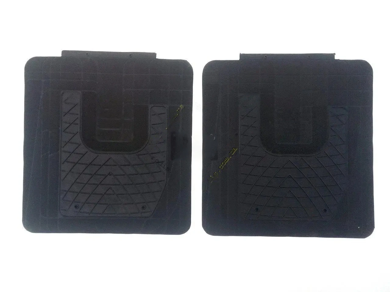 Гумові килимки універсальні TIR на фури та вантажні автомобілі ZRTI