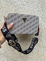 Женская сумка из эко-кожи Guess snapshot серого цвета молодежная, брендовая сумка через плечо