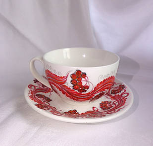 Чашка біла порцелянова з авторським розписом ручної роботи "Калина червона"