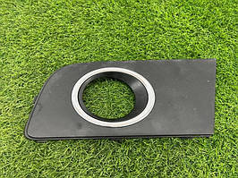 Накладка протитуманної фари Volkswagen Amarok 1 2.0 2012 перед лів. (б/у)