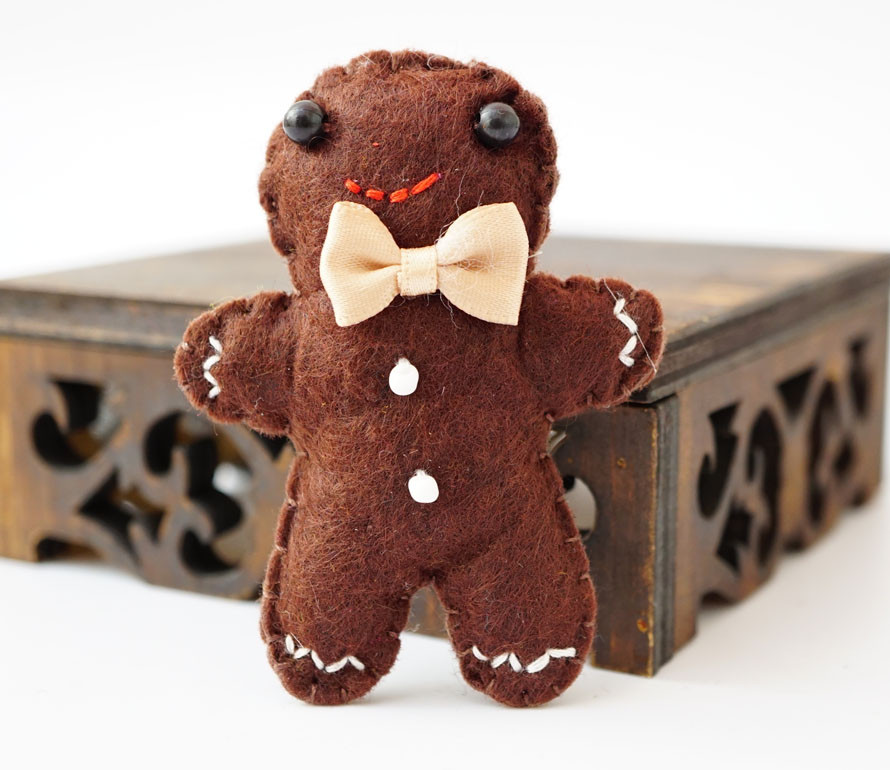 Брошка повстяна Печиво Темно-коричнева