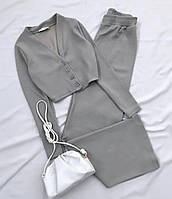 Женски базовый повседневный трикотажный костюм оверсайз кофта на пуговицах и штаны на высокой посадке Серый, 48/52