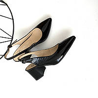 Туфлі жіночі шкіряні лакові на каблуку чорні /22999/ 36р