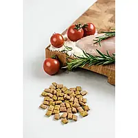 Ласощі для кішок Savory Snack Chicken and Cheese 60 г подушечки з куркою та сиром, фото 4