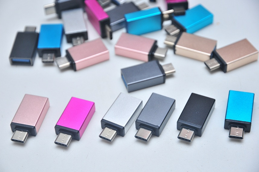 Перехідник з Type C на USB A OTG для підключення флешки