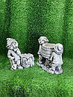 Фігура пара білих садових гномів з діжкою, кумедні паркові скульптури гномів, набір гномів для саду білого кольору, фото 5
