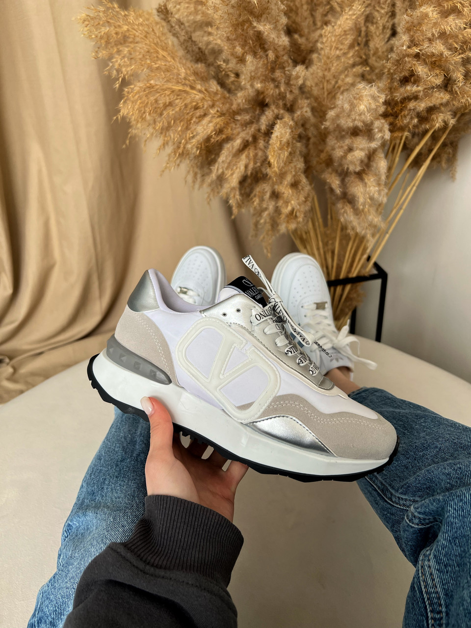 Valentino Garavani White