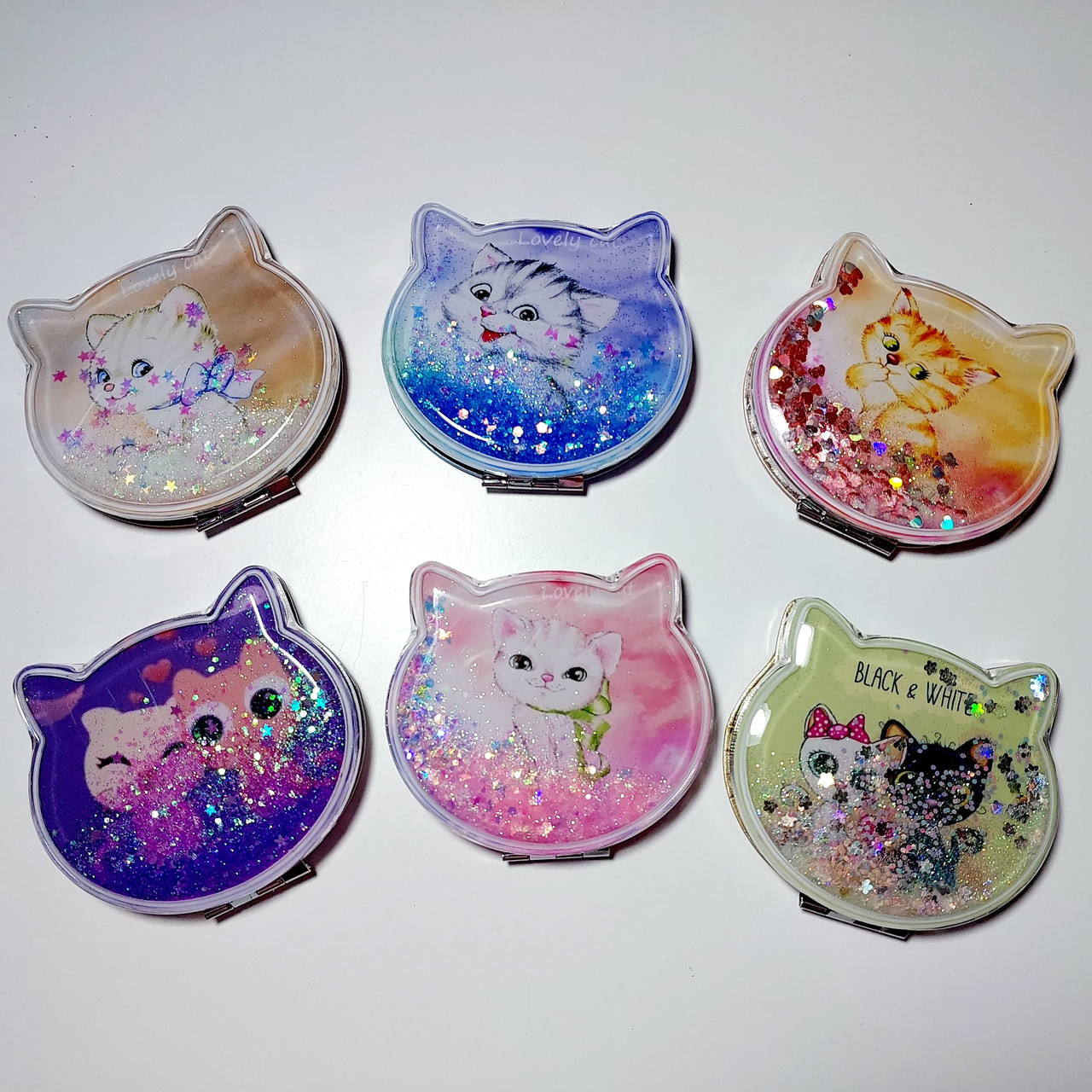 Дзеркало косметичне кишенькове у формі кішки з пересипом, фото 1