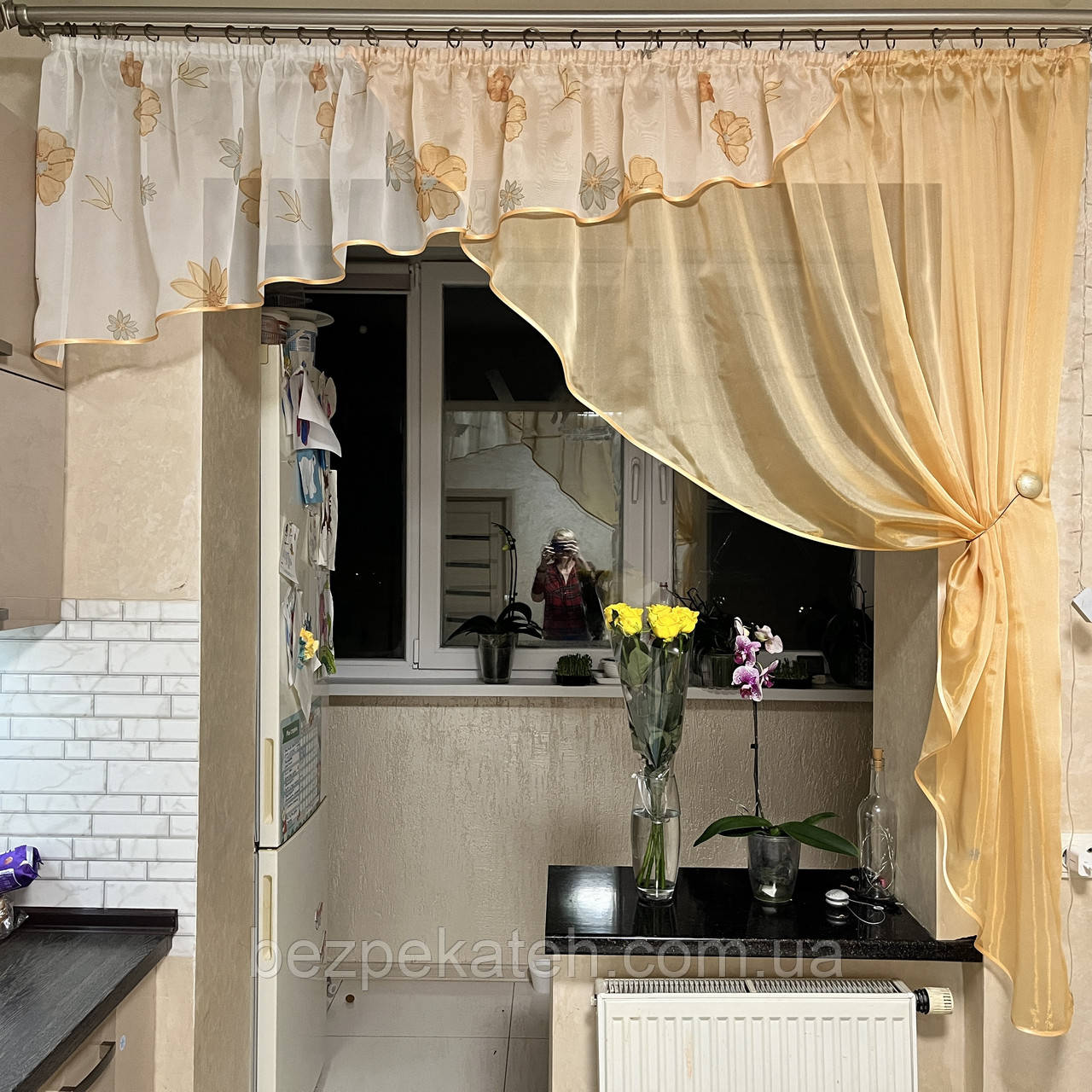 Тюль на кухню. Коротка кухонна тюль. Арка. Тюль на один бік