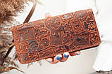 Жіночий гаманець з натуральної шкіри в рудому кольорі з тисненням "Марки ти штемпелі України" Жіночі портмоне, фото 2