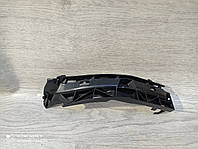 Кронштейн кріплення направляюча заднього бампера правий Toyota Aygo 2 (2014-2018) 52575-0H031