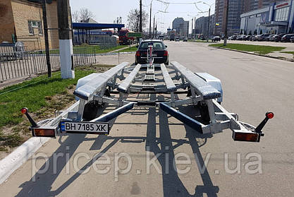 Ukrainas valmistatud paadihaagised.