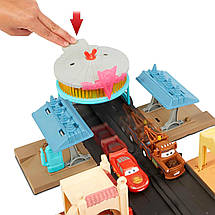 Ігровий набір тачки (Disney Cars Toys On The Road) Радіатор-Сприн від Mattel, фото 5