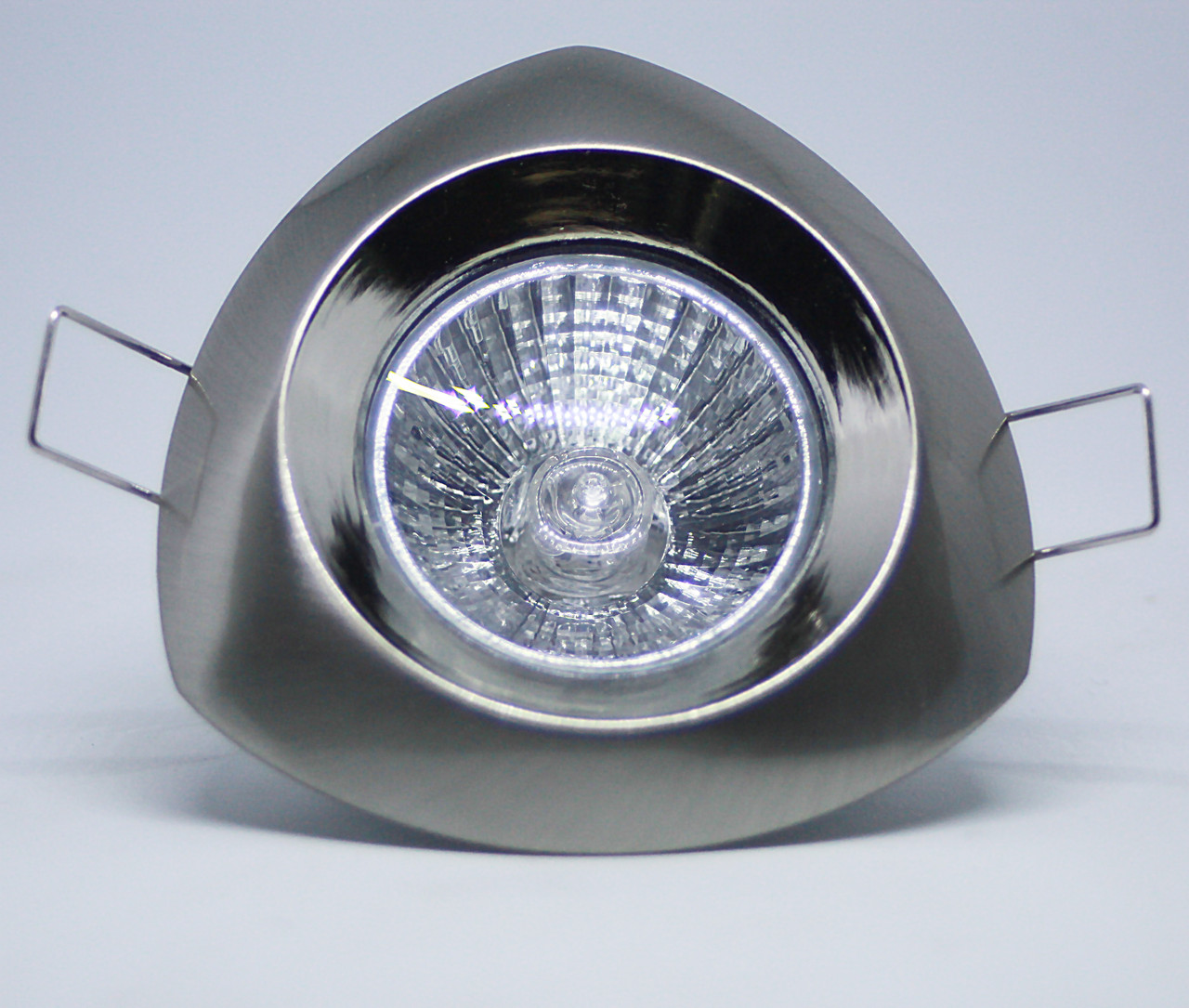 Спот — вбудований світильник 1хGU10х50W, нікель, L6006T не поворотний