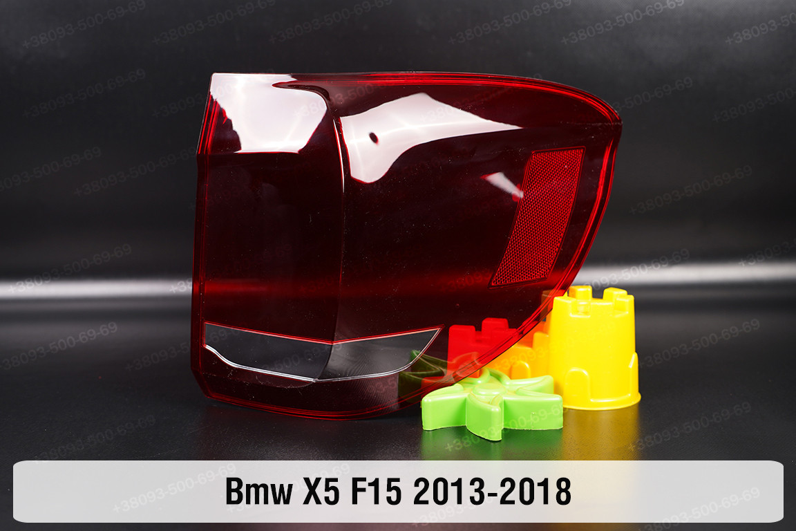 Скло заднього ліхтаря зовнішнє в крилі BMW X5 F15 (2013-2018) III покоління праве