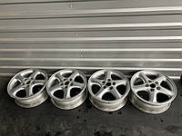 Комплект дисков R16 16x6JJ ET50 - BJ 35 - MAZDA