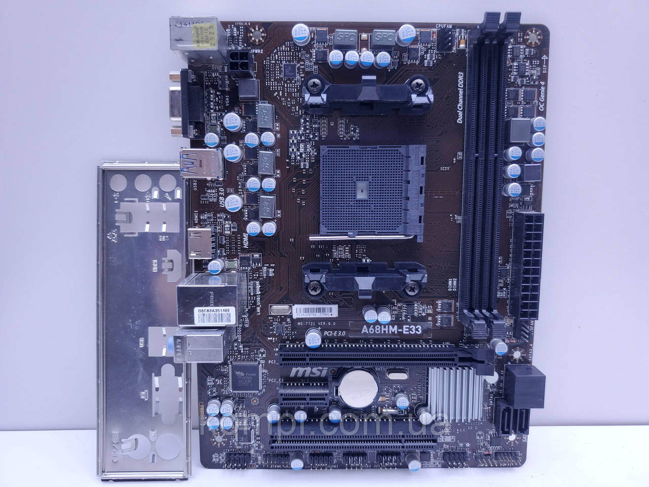 Материнська плата sFM2 MSI A68M-E33 (Socket FM2+, DDR3, б/у)