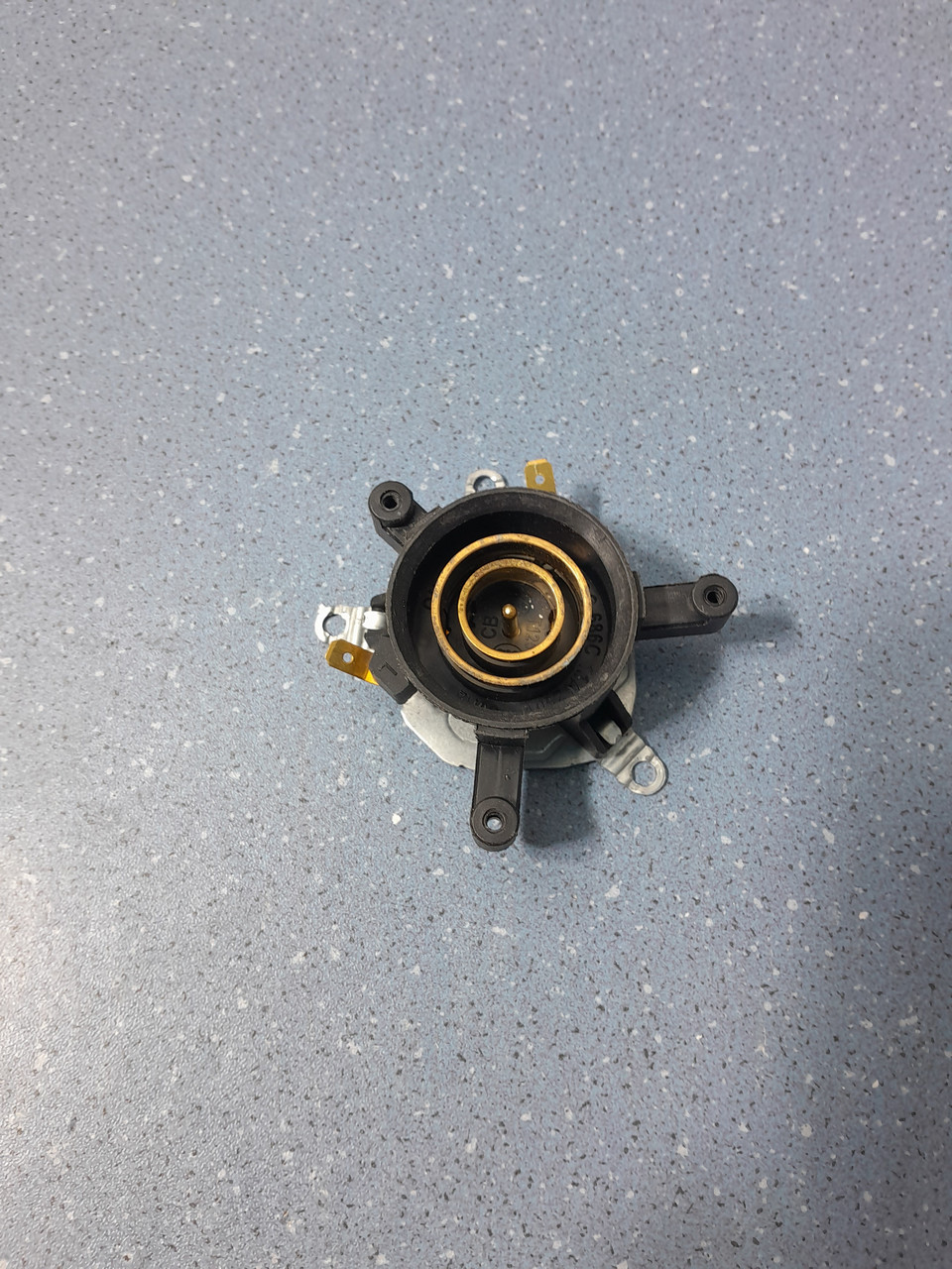 Контактна група для чайника QC-686C 13A БУ