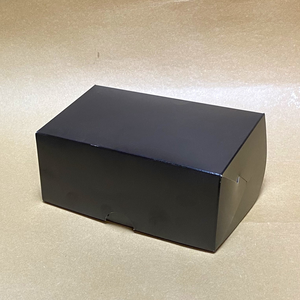Коробка 180х120х80 мм чорна без ламінації (100шт)