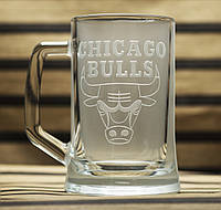 Пивная подарочная кружка 670 мл с гравировкой лого баскетбольного клуба НБА Чикаго буллс, подарок для друга