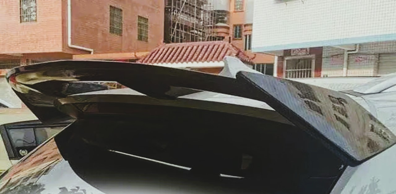 Универсальный спойлер на кузов хечбек и универсал, черный, АБС пластик - фото 7 - id-p2102789188