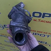 Корпус термостата Опель Астра Ф 1,4 Opel Astra F
