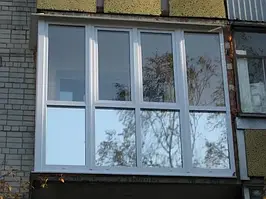 Французький балкон WDS 60 3 м х 2,6 м з відливом і козирком | Вікна ПВХ на балкон