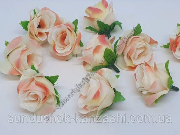 Бутон Троянди (тканина) 3,5 см, колір-айворі з рожевим, шт