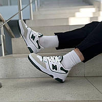 Женские белые кроссовки NB 550 со вставками зеленого цвета 40 р (25,5 см)