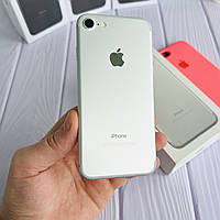 Смартфон Apple IPhone 7 128 gb Silver neverlock