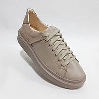 Остання пара! 38 Жіночі кросівки шкіряні весняно-осінні бежеві