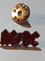Брошь пин серебристый металл эмаль рок группа эйси диси AC/DC ac dc