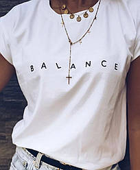 Жіноча футболка зі спущеним плечем з принтом Balance