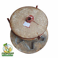 Кам'яні жорна для великого польського млина діаметром 50 см