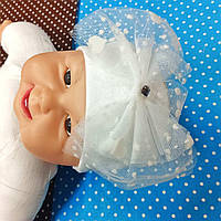 Пов'язка ошатна на виписку та свято для дівчинки від народження та до 1 року зі стразиком молочна