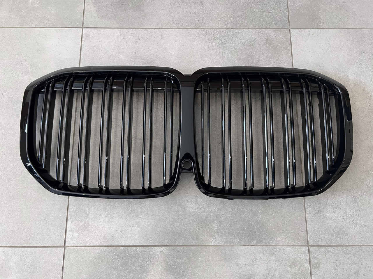 Решітка радіатора ніздрі M-Look для BMW X7 G07 2019-2022 чорний глянець