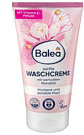 Крем для очищения кожи лица с миндальным маслом Balea Sanfte Waschcteme 150 мл