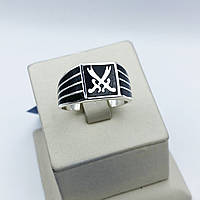 Перстень серебряный с ювелирной эмалью "Мечи" 20,5 5,96 г