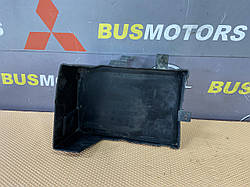 Піддон акумуляторної батареї Mitsubishi Outlander XL 2006-2012 8201A066
