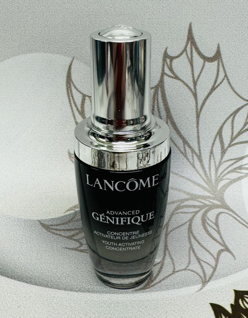 Концентрат для омолодження шкіри обличчя Lancome Genifique Youth Activating Concentrate