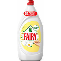 Средство для ручного мытья посуды Fairy Нежные руки Ромашка и Витамин Е 1.35 л (8001090622129)