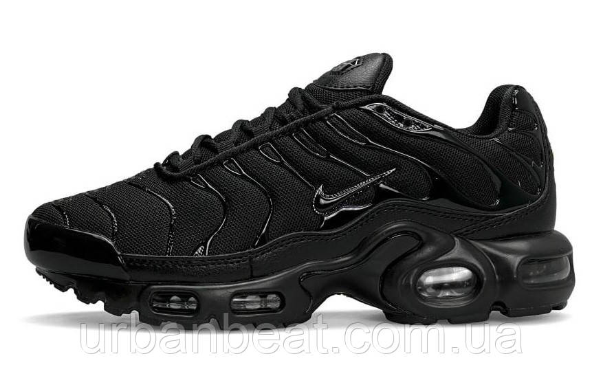 Жіночі кросівки Nike Air Max Plus Triple All Black White