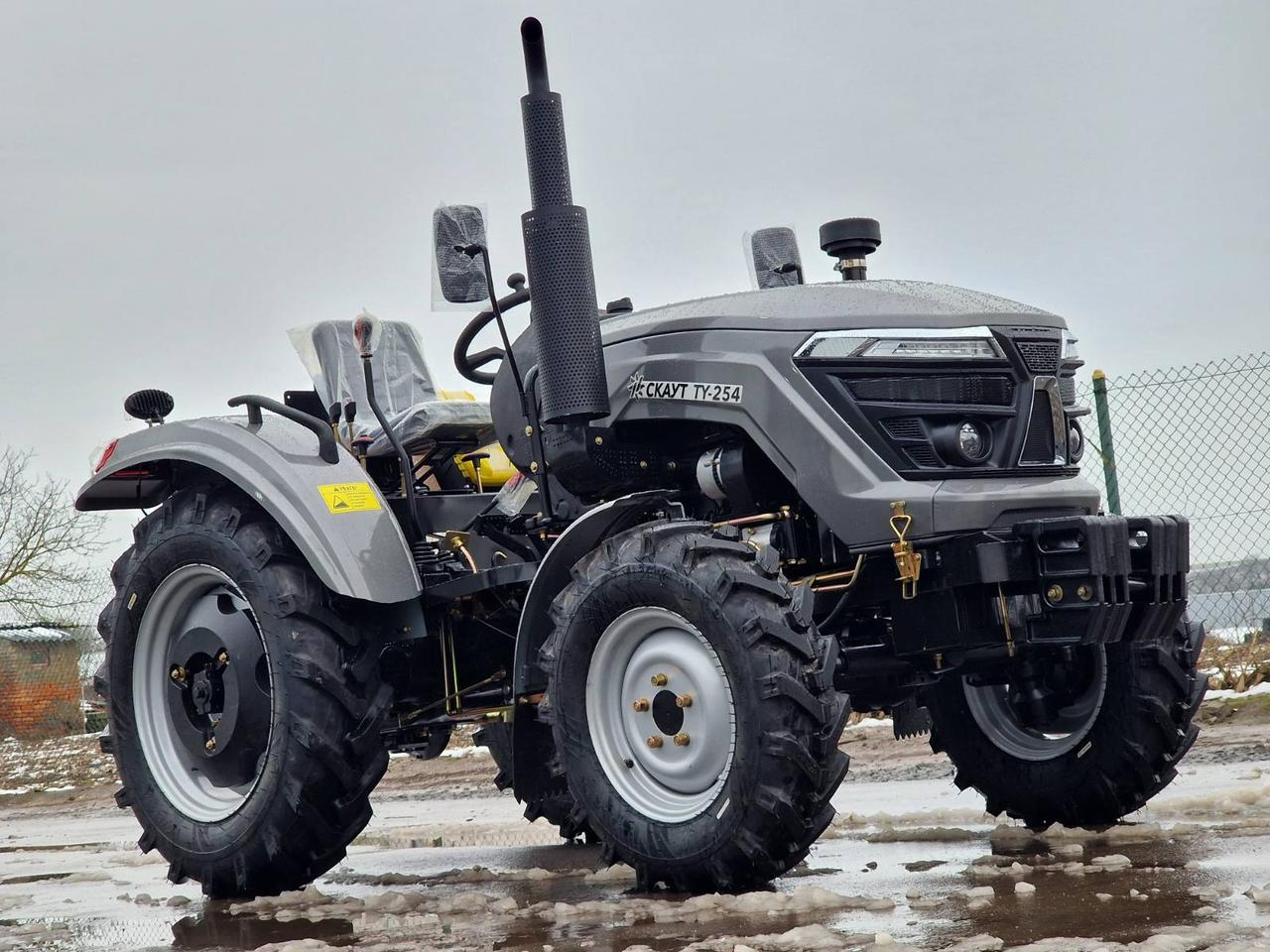 Міні-трактор СКАУТ 254Х на примусовій гідросистемі, рівна підлога, широкі шини 11.2-24, фото 1