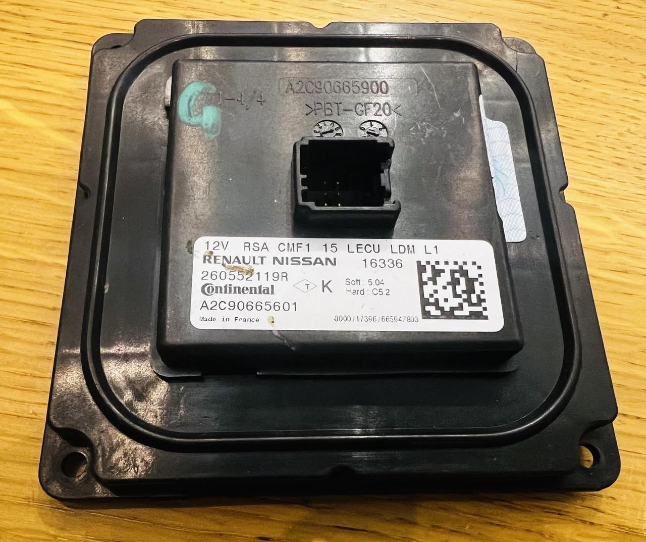 Блок розпалювання/блок керування фарою Led Renault Megane 4 EL0302 260559976R A2C90665603