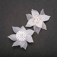 Фурнітура нашивка Квітка Лілії білий акрил d-50 (+ -) мм
