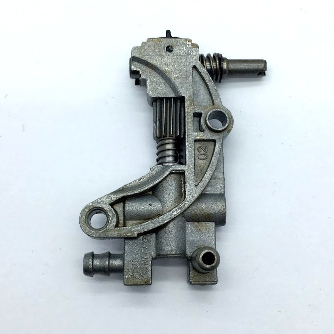 Насос масляний бензопили GL4500/5200/5800 (Noker)