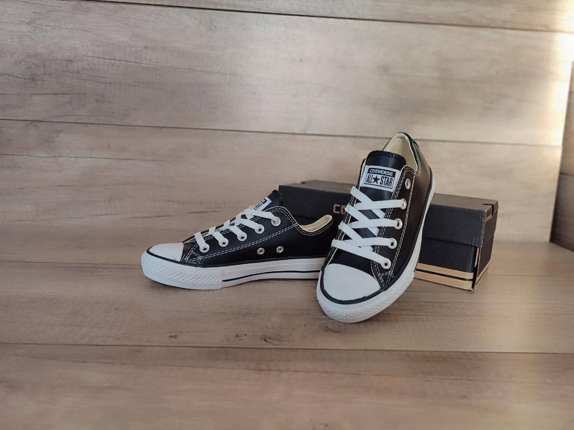 35 р Кеды CONVERS ALL STAR конверсы кожаные черные на белой подошве короткие унисекс кроссовки демисезон, фото 1