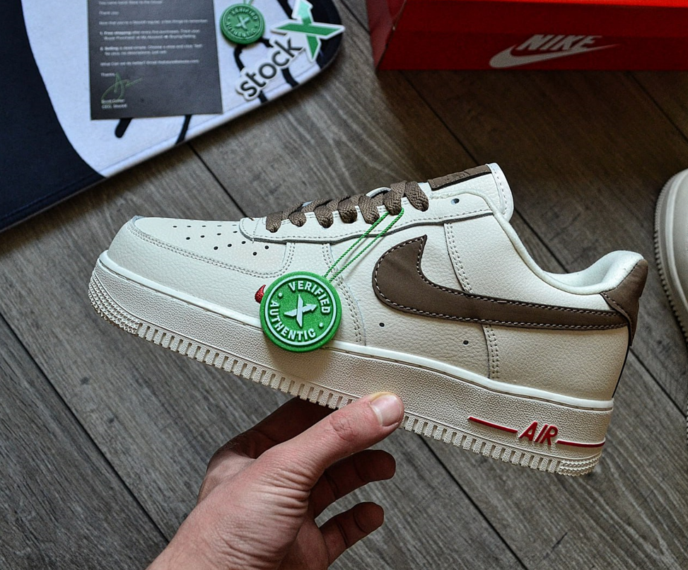 Чоловічі Кросівки Nike Air Force 1 low One Brown beige бежеві взуття Найк Форси шкіряні низькі