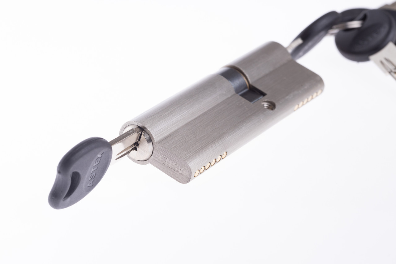 Циліндр замка Astex ZZ 45x55 CP/BR cатин