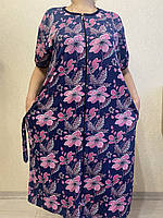 Женский халат с коротким рукавом Батал на молнии розовые цветы 64р